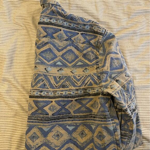 Urban outfitters button up size Med - Picture 2 of 3